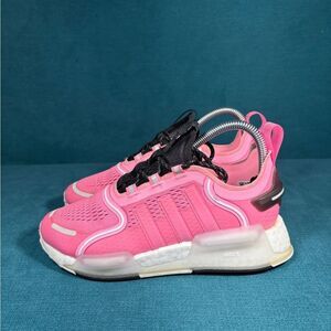 Adidas NMD V3 J “Beam Pink” Size 4.5Y/6Women sneakers